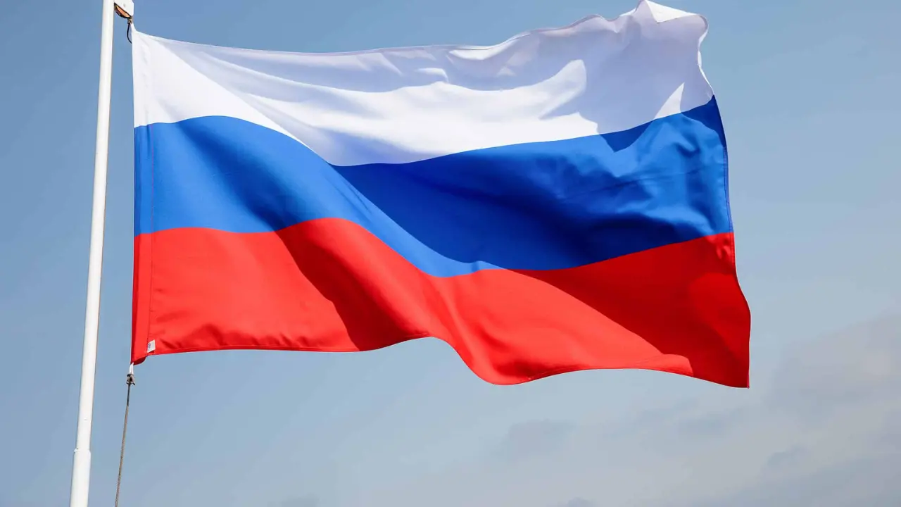 Russia's Flag Symbolism, Design, and Meaning
